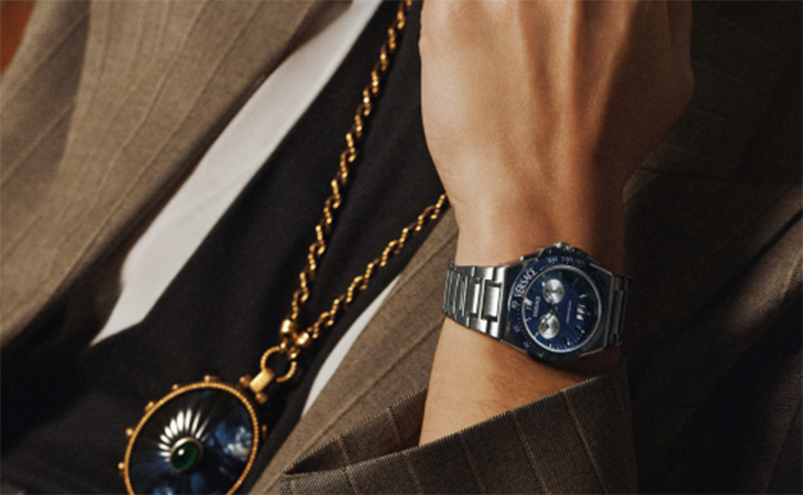 غريكا رياكشن فصل جديد يعكس الأناقة من فيرساتشيه